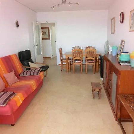 2 Bedrooms In Front Of The Sea