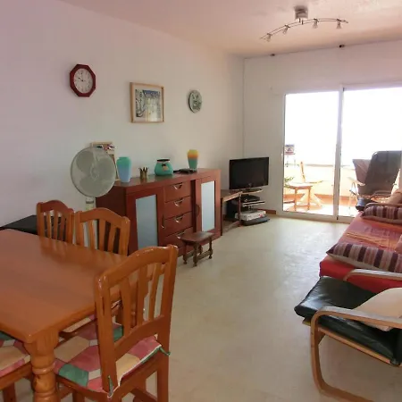 Apartment 2 Bedrooms In Front Of The Sea *