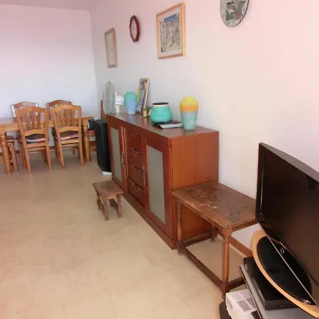 Apartment 2 Bedrooms In Front Of The Sea Calpe