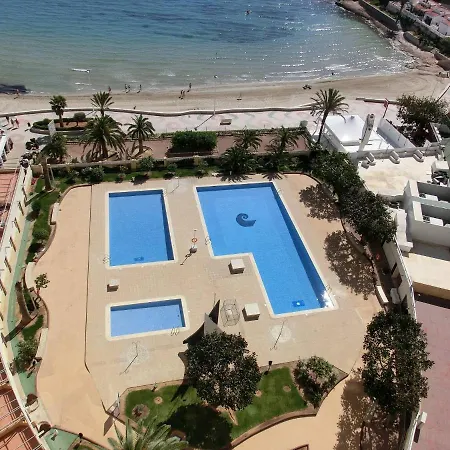 Apartment 2 Bedrooms In Front Of The Sea *