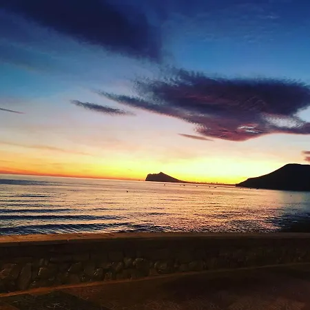 Apartment 2 Bedrooms In Front Of The Sea Calpe